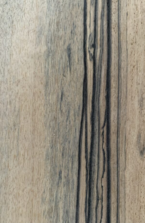 ebano bianco 1 Lamina piallaccio legno Ebano bianco